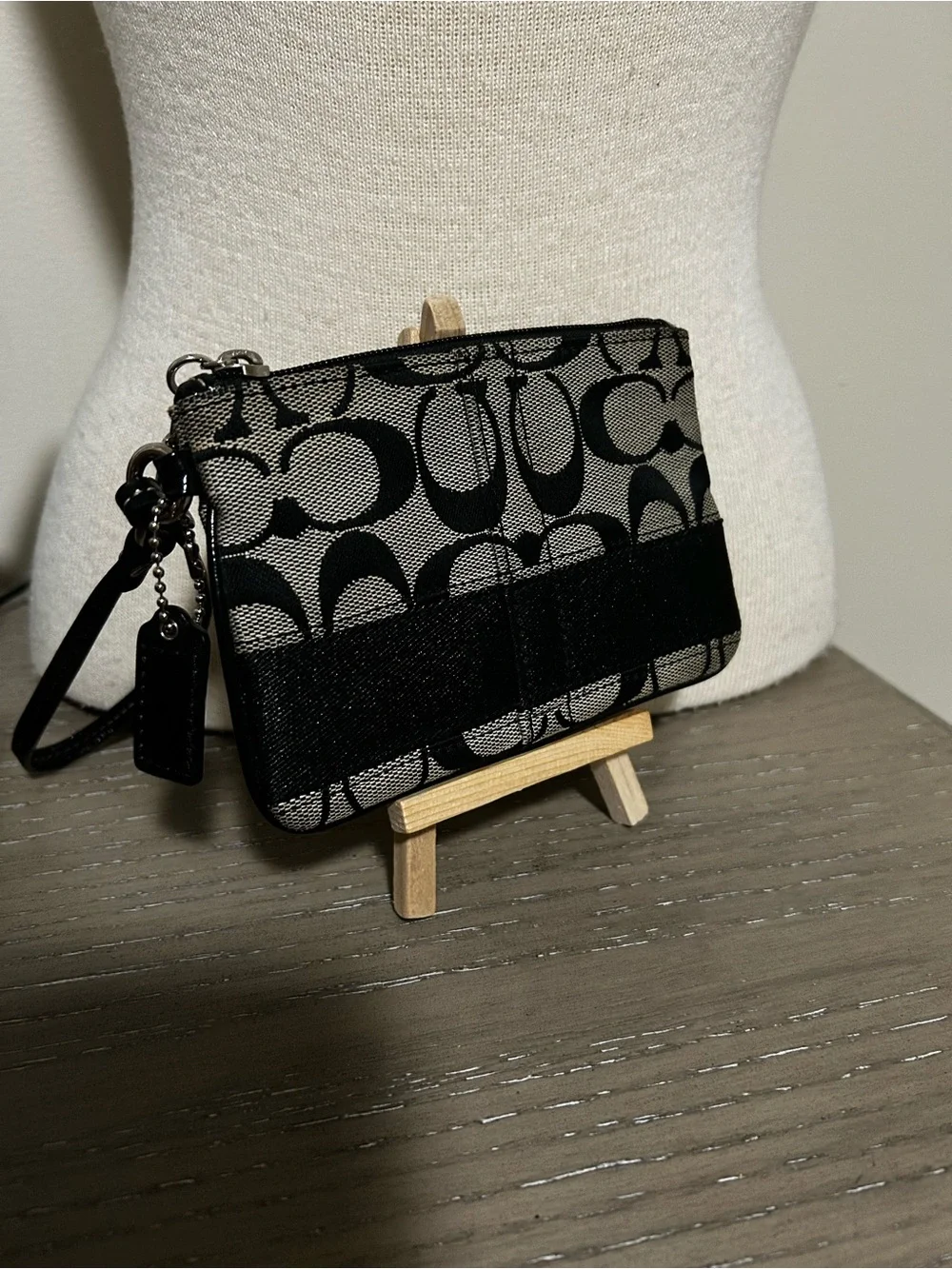 COACH Black Stripe Signature Jacquard Wristlet | Vintage Y2K | EUC